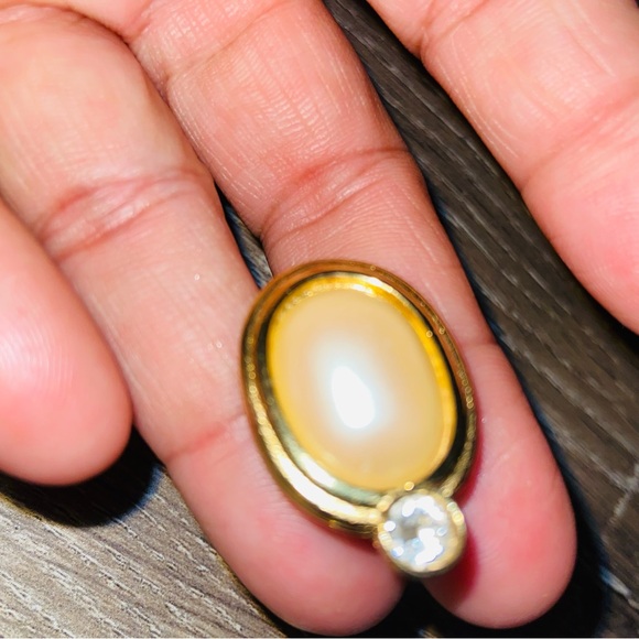 Givenchy - Authentic Vintage Signed Designer Earrings - Picture 4 of 5